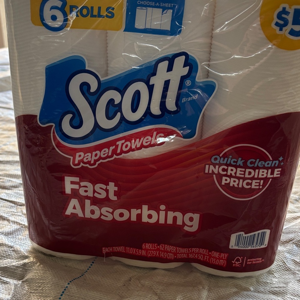 Scott Red and Blue Paper Towels 6-Pack